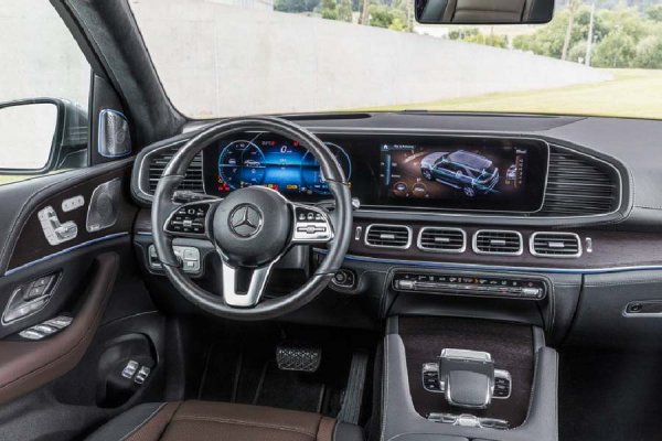Новый Mercedes GLE: комплектации и цены для России
