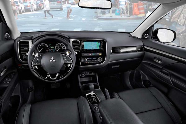 Новый Mitsubishi Outlander 2016