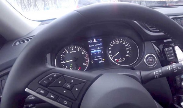 Новый Nissan X Trail 2018 - компактный кроссовер с большой вместимостью