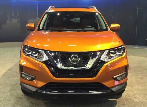 Новый Nissan X Trail 2018 - компактный кроссовер с большой вместимостью