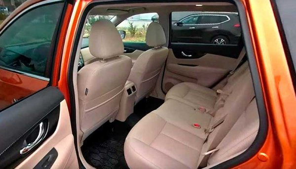 Новый Nissan X-Trail 2019, тише, мягче, дороже