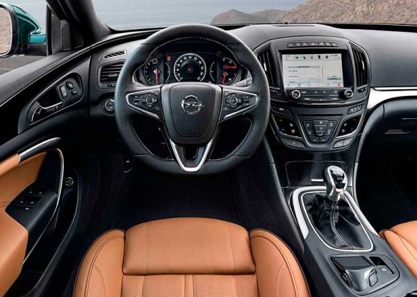 Новый Opel Insignia 2016