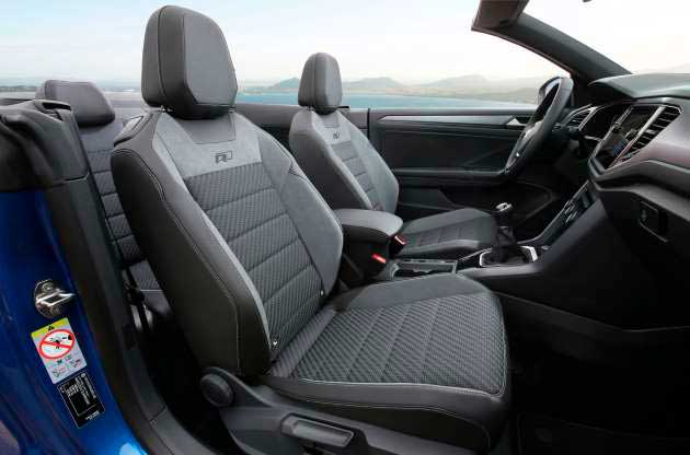 Новый Volkswagen T-Roc с мягкой крышей