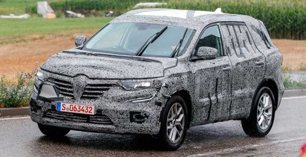 Обновленные Renault Sandero и Logan появятся в России осенью