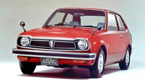 Обзор седана Honda Civic 9-го поколения (переработанная версия)