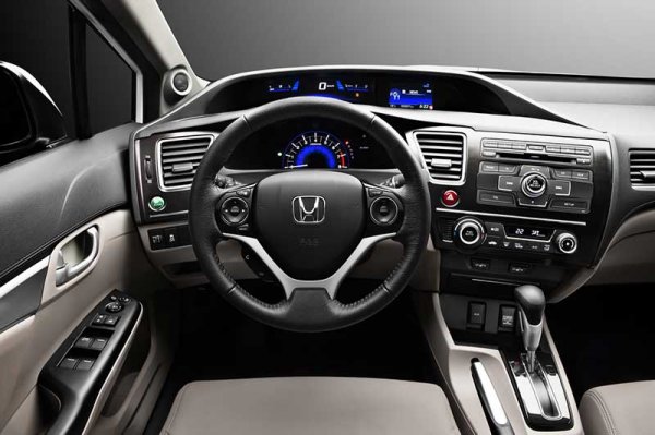 Обзор седана Honda Civic 9-го поколения (переработанная версия)