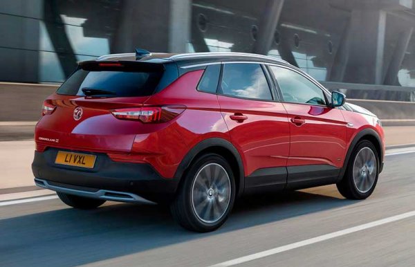 Opel представил новую гибридную версию Grandland X