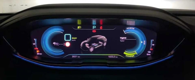 Peugeot 3008 Hybrid 4 2021 - новый подключаемый гибрид с ночным видением