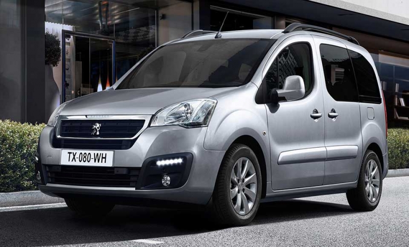 Peugeot Partner Crossway 2021 в России: обновленный компактный минивэн по хорошей цене