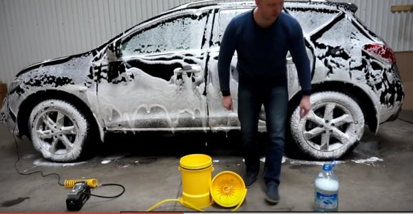 Поговорим о портативных автомойках 12В, какую выбрать