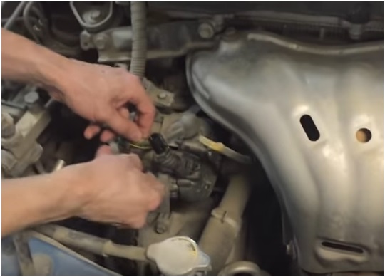Процедура установки ДХО на Camry 40