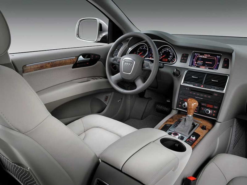 Противоречивая Audi Q7, все плюсы и минусы, типичные неисправности, затраты на обслуживание