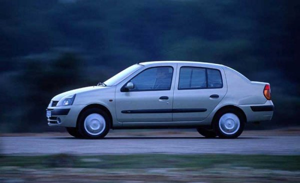 Символ Renault: французский Запорожец или большая машина?!