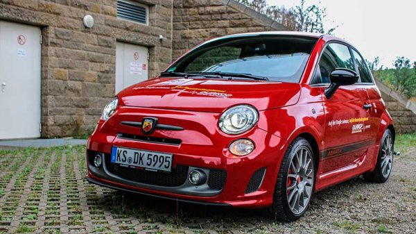 Рестайлинг Fiat 500 Abarth стал мощнее