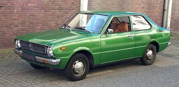 Рестайлинг седана Toyota Corolla E170: новая машина на российском рынке