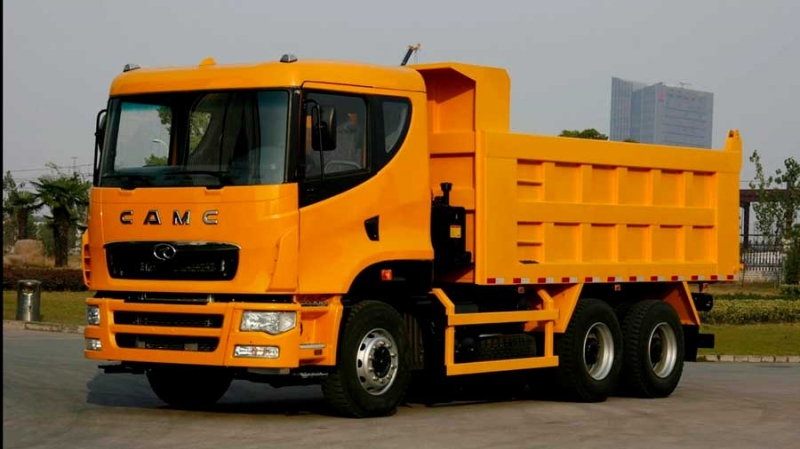 Самосвалы Terex