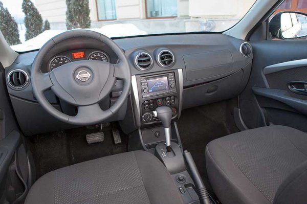 Седан Nissan Almera G15 - франко-японский автомобиль российской сборки