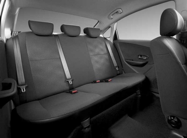 Седан Nissan Almera G15 - франко-японский автомобиль российской сборки