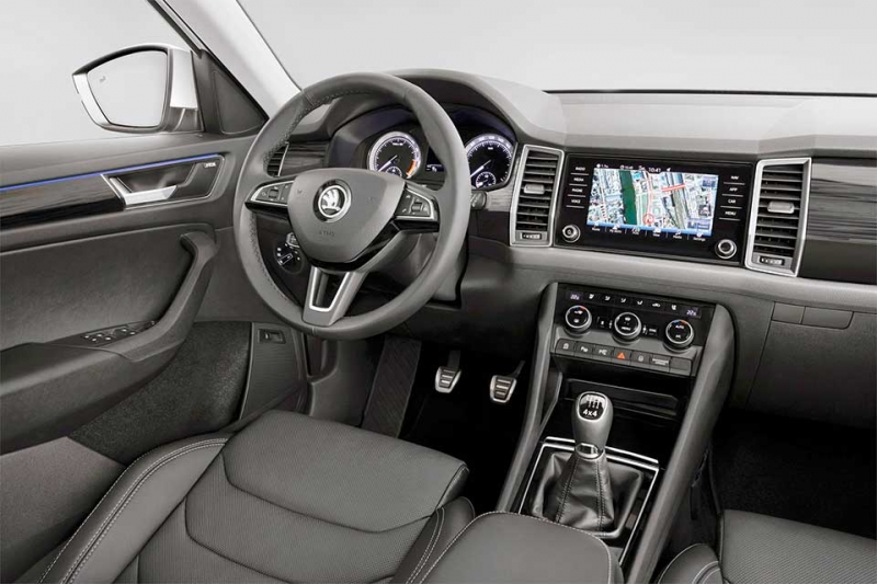 Skoda Kodiaq Scout 2020 - настоящий медведь гризли на дорогах России