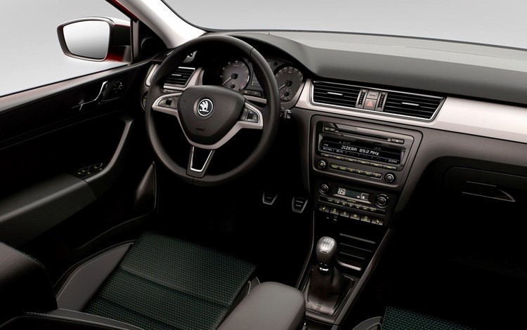 Сравнение других автомобилей с Volkswagen Polo