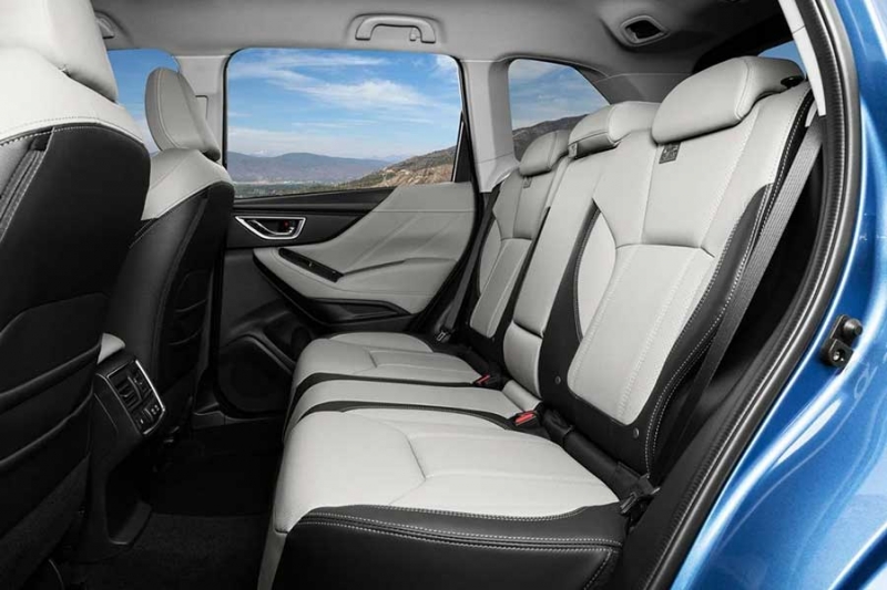 Сравнение Honda CR-V и Subaru Forester: что выбрать?