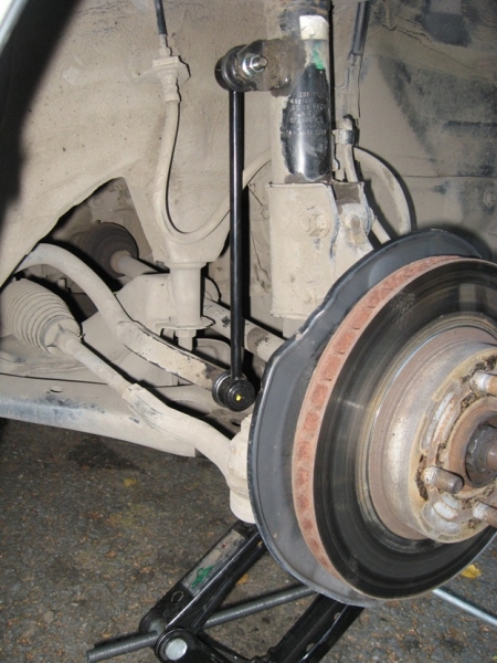 Стойки и втулки стабилизатора Corolla 120