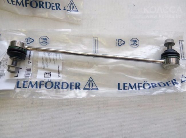 Стойки стабилизатора на Ford Mondeo IV