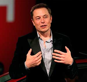 Tesla перестала доверяет людям