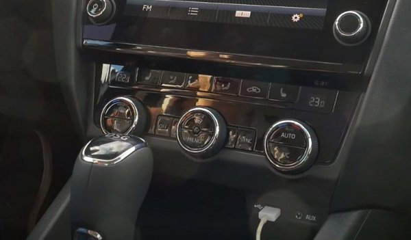 Дорожный тест новой Skoda Octavia 2017 1.4TSI DSG плюсы и минусы автомобиля