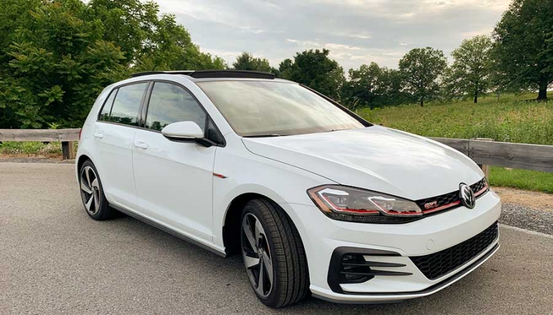 ТОП-15 лучших спортивных автомобилей стоимостью менее 30 000 долларов