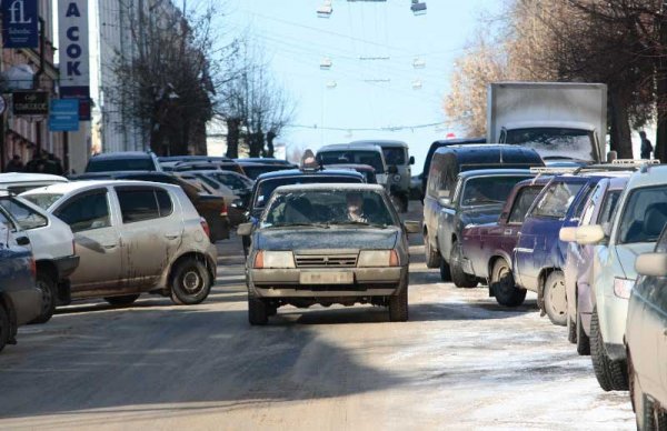 ТОП 15 негласных правил поведения на дороге