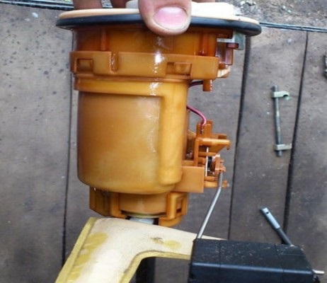 Топливный фильтр Toyota Corolla 120