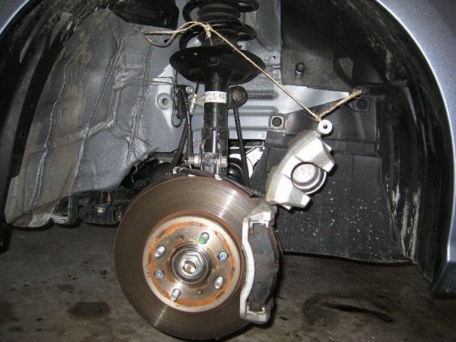 Тормозные колодки на Honda fit