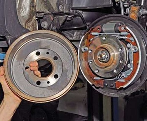 Тормозные колодки на Renault Duster