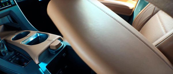 Toyota Avalon 2019 – новая 5 генерация автомобиля с гибридными двигателями