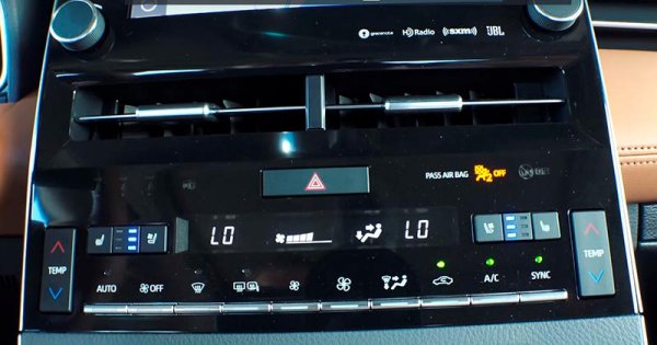 Toyota Avalon 2019 – новая 5 генерация автомобиля с гибридными двигателями