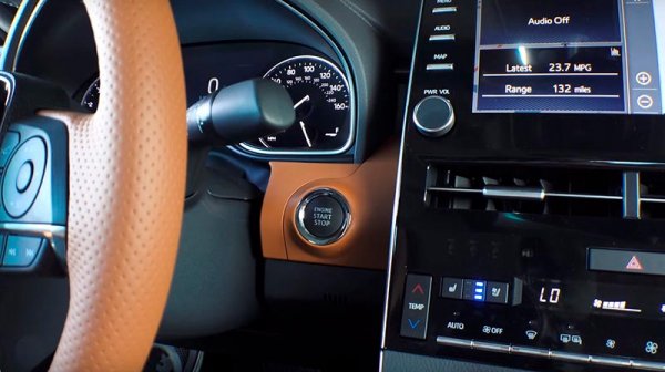 Toyota Avalon 2019 – новая 5 генерация автомобиля с гибридными двигателями