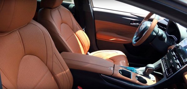 Toyota Avalon 2019 – новая 5 генерация автомобиля с гибридными двигателями