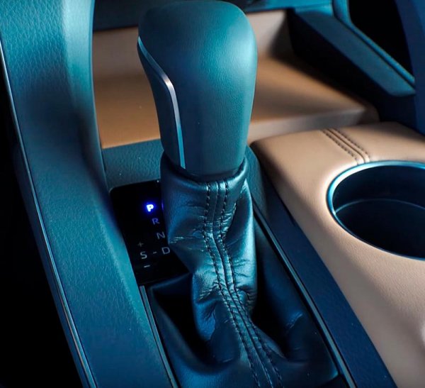 Toyota Avalon 2019 – новая 5 генерация автомобиля с гибридными двигателями