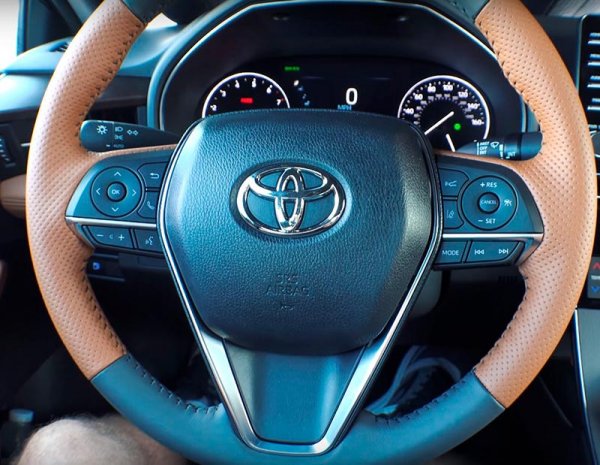 Toyota Avalon 2019 – новая 5 генерация автомобиля с гибридными двигателями