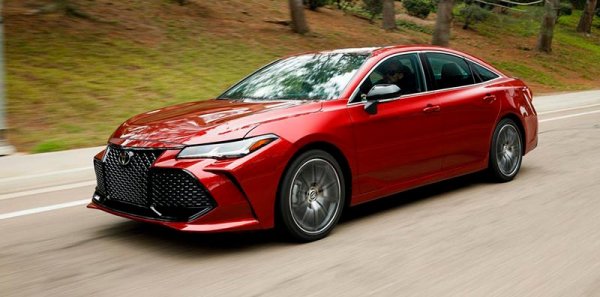 Toyota Avalon 2019 – новая 5 генерация автомобиля с гибридными двигателями