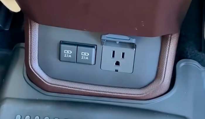 Toyota Highlander 2020 для США и России, комплектации и цены, в чем отличия