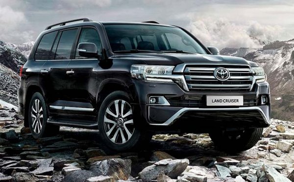 Toyota привезла в Россию новый флагманский Land Cruiser 200