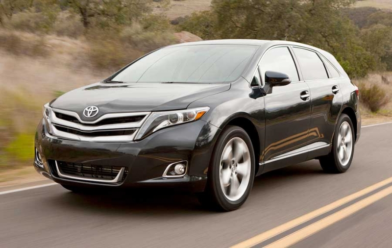 Toyota Venza 2021 второго поколения – новый уровень кроссовера от именитого бренда
