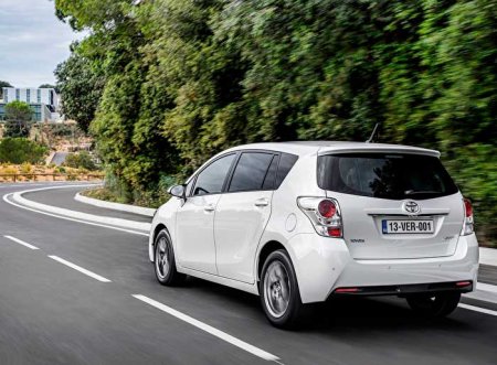 Toyota Verso – полный обзор автомобиля