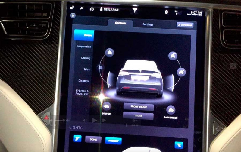 У автомобилей Tesla скоро появится свой «голос»