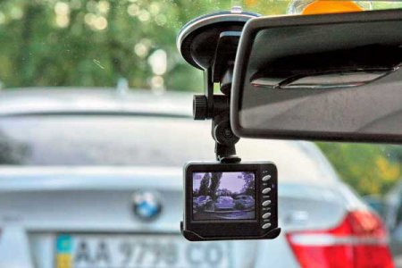 Установка видеорегистратора на автомобиль