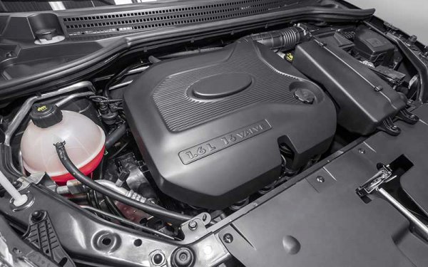 В автосалонах России появилась Лада Веста с более мощным двигателем