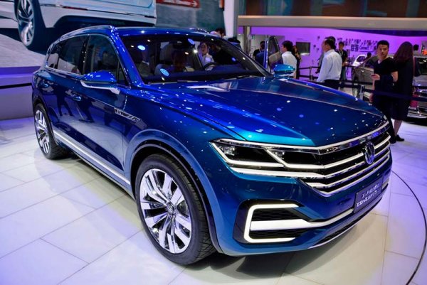 Ценник Volkswagen Touareg рухнул в России