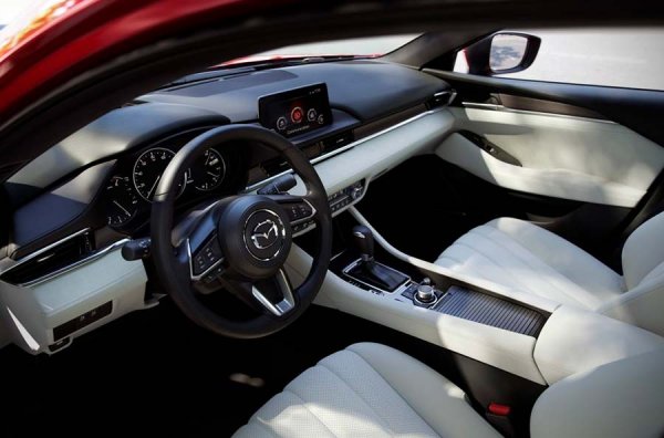 В России стартовал выпуск обновленной Mazda 6
